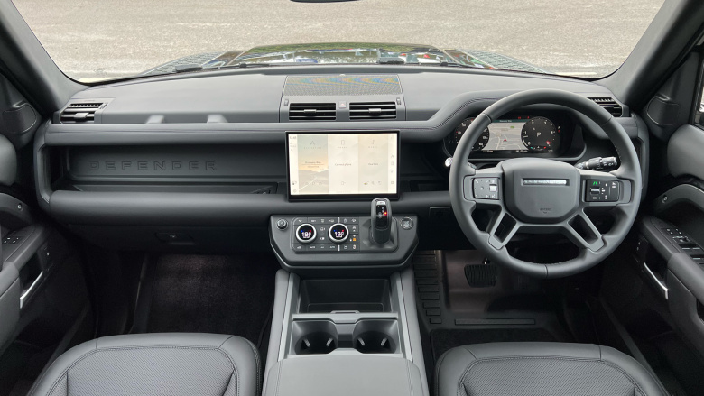 Land Rover Defender 3.0 D350 X-Dynamic SE 110 5dr Auto Diesel Estate